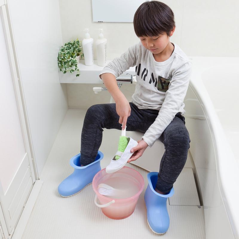 こだわりの日本製】靴洗いブラシ 全長28x4.5cm 生地を傷めない