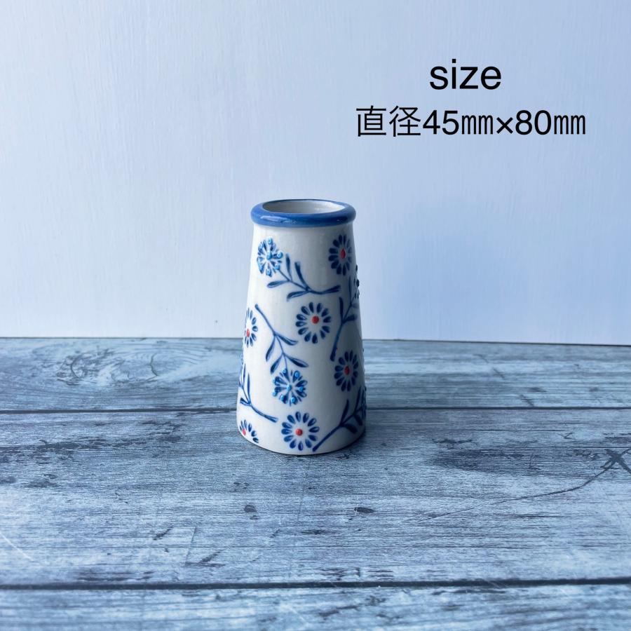 小さいフラワーベース 花瓶 一輪挿し 花柄 陶器 おしゃれ 可愛い