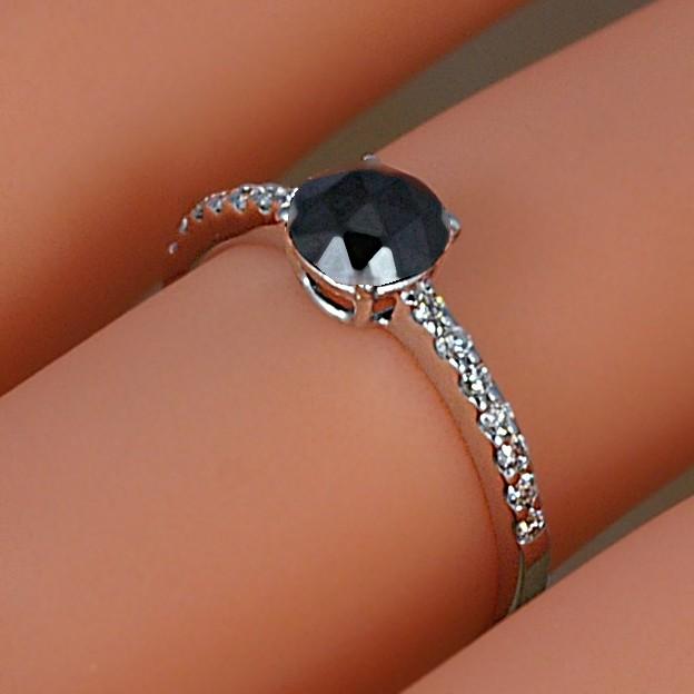 k18WG天然石ダイヤモンドリング