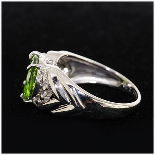 ペリドット リング 指輪 2.5ct K10WG 8月 誕生石 天然石の画像