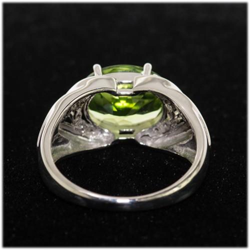 ペリドット リング 指輪 2.5ct K10WG 8月 誕生石 天然石の画像