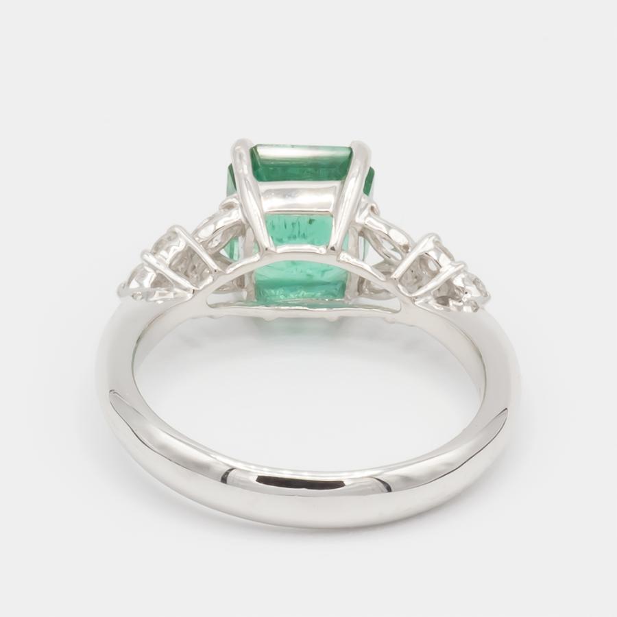 エメラルド 指輪 リング 2.03ct Pt900 5月 誕生石 天然石 限定1品限り 