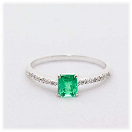 エメラルド 指輪 リング 0.5ct K18WG 5月 誕生石 天然石の画像