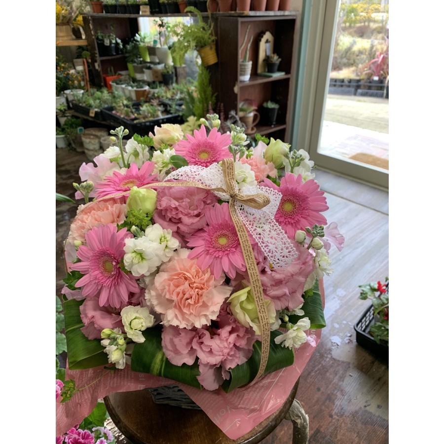 ピンクのガーベラスイートアレンジl Arre あとりえ 悠然 通販 Yahoo ショッピング