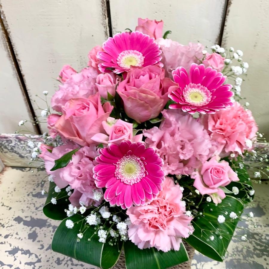 ピンクのバラガーベラアレンジ : あとりえ・悠然 - 通販 - Yahoo