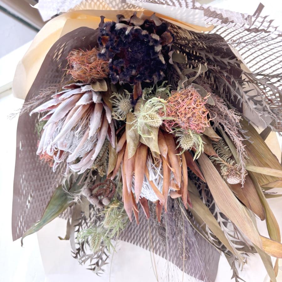 ＊キングプロテア 吊り下げスワッグ  ネイティブフラワー スワッグ＊ ドライフラワースワッグ キングプロテア 花束 ワイルドフラワー : あと