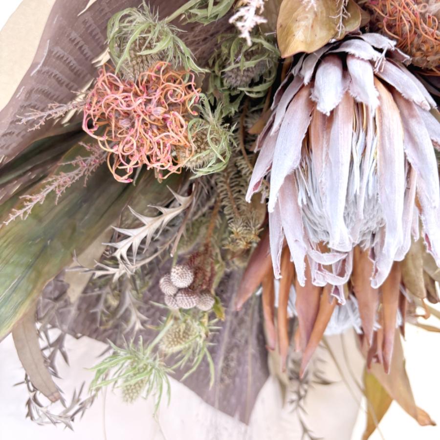 ドライフラワースワッグ キングプロテア 花束 ワイルドフラワー : あと
