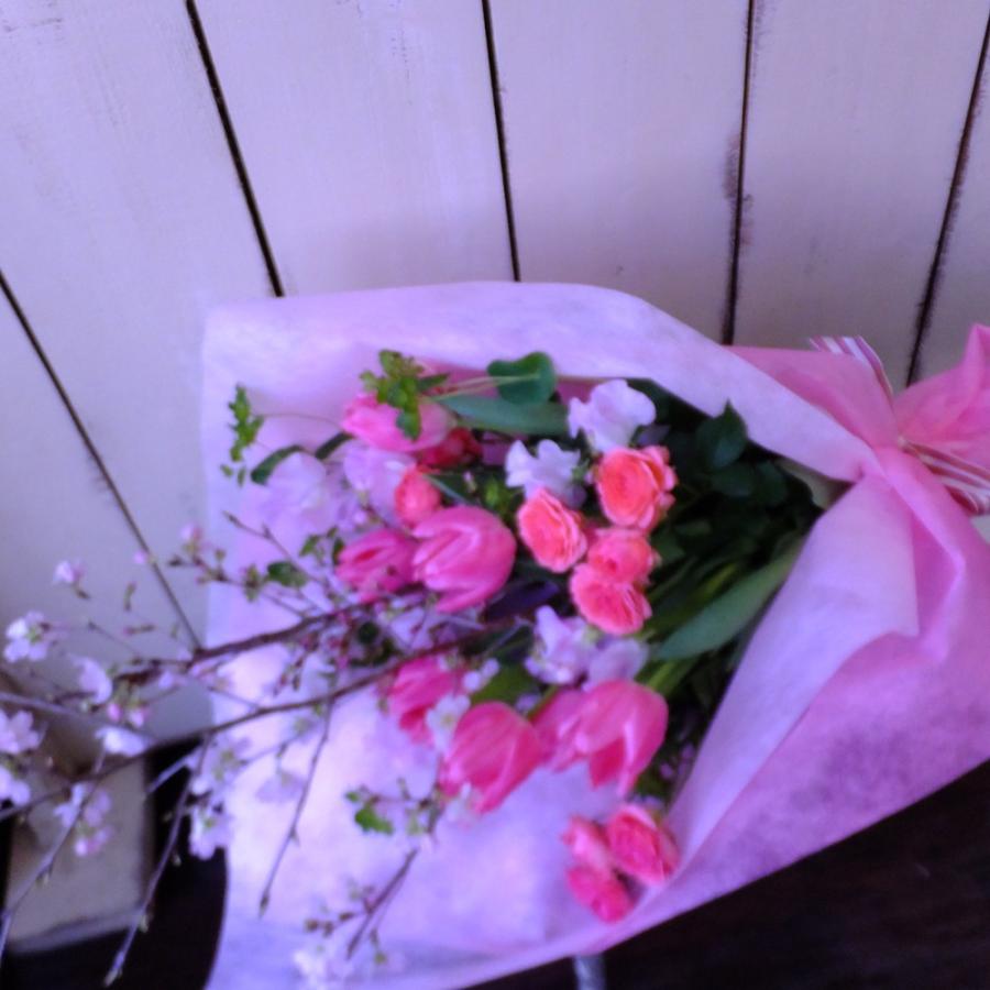 桜とチューリップのブーケＭサイズ｜atelier-yuuzen｜05