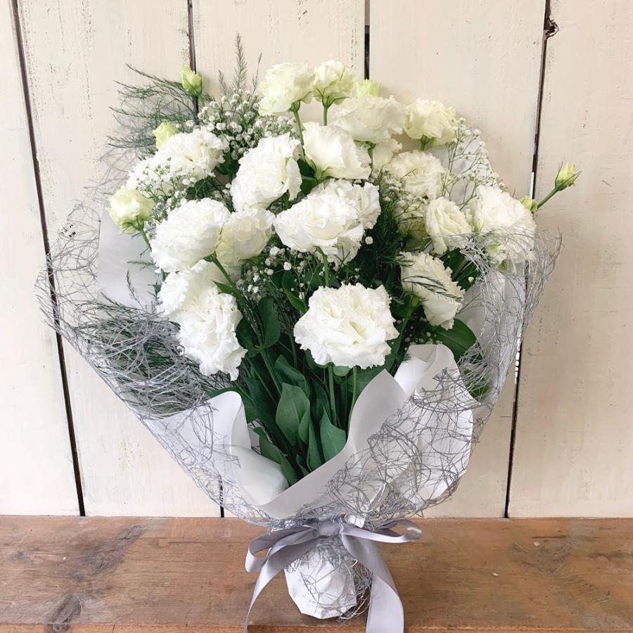 ホワイトトルコキキョウとかすみ草のお供え花束 お盆・新盆・命日・49