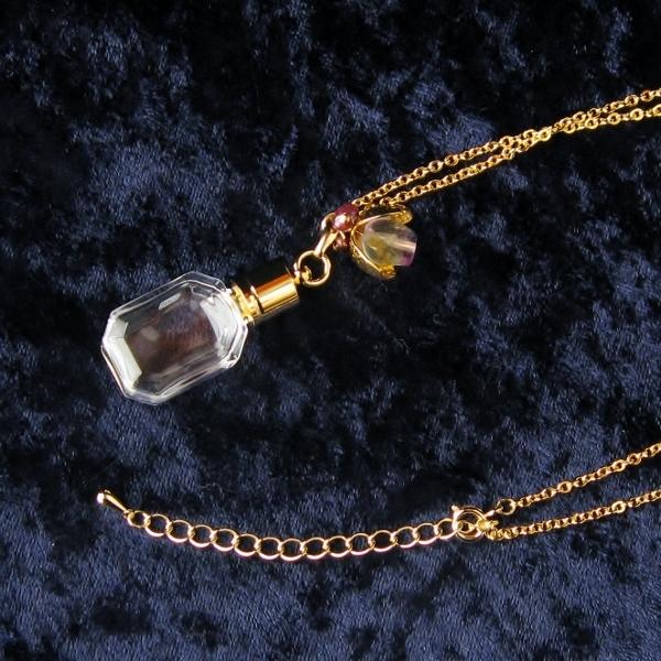 アロマペンダント ガラス香水瓶 エメラルド型透明 実りの種 ガーネット フローライト お買い得