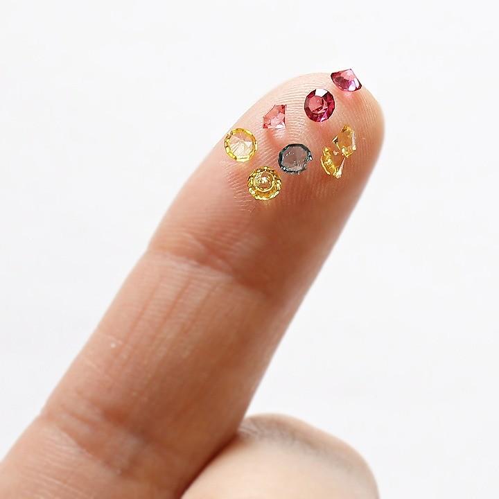 ダイヤモンドカット アクリルカラーストーン マルチカラー 2〜3mm 5g