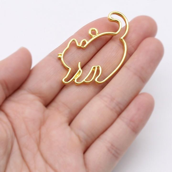 背伸びをするネコの空枠 1個  レジン空枠 ねこ 猫 動物 ネコのフレーム レジン用フレーム 伸びた猫 |  | 02