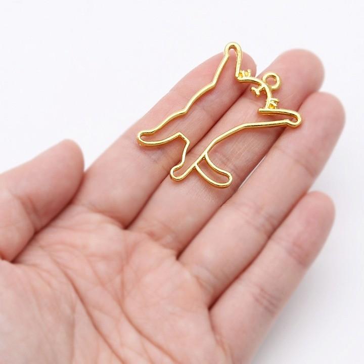 バンザイするネコの空枠 1個  レジン空枠 ねこ 猫 動物 ネコのフレーム レジン用フレーム 万歳 抱っ |  | 02