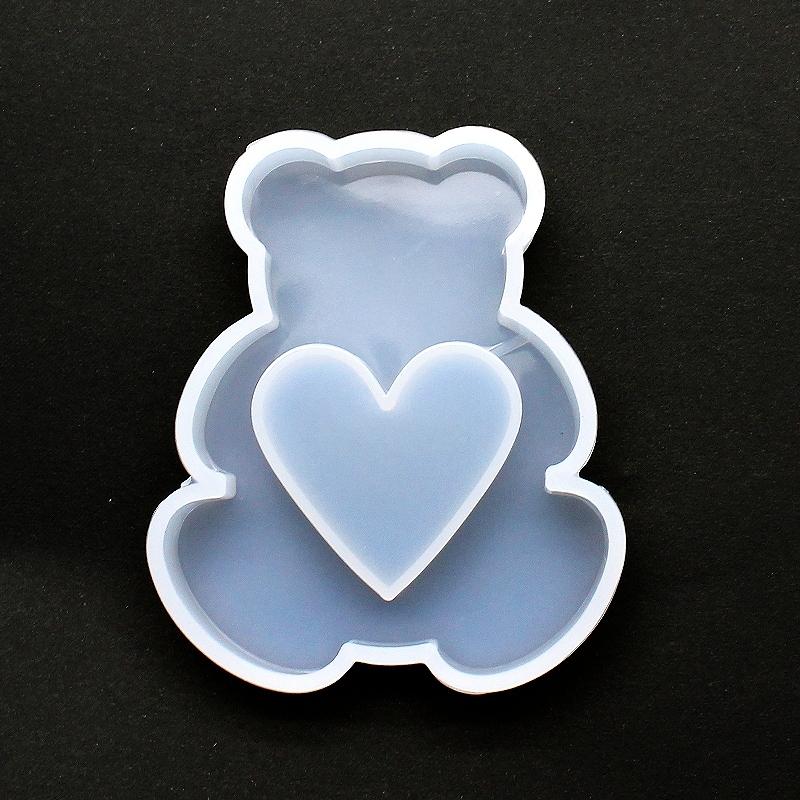 アロマワックスサシェ用 シリコン型 ハートを抱えた大きなクマちゃんのシリコンモールド 1個 Ath 2952 あとりえほのか 通販 Yahoo ショッピング
