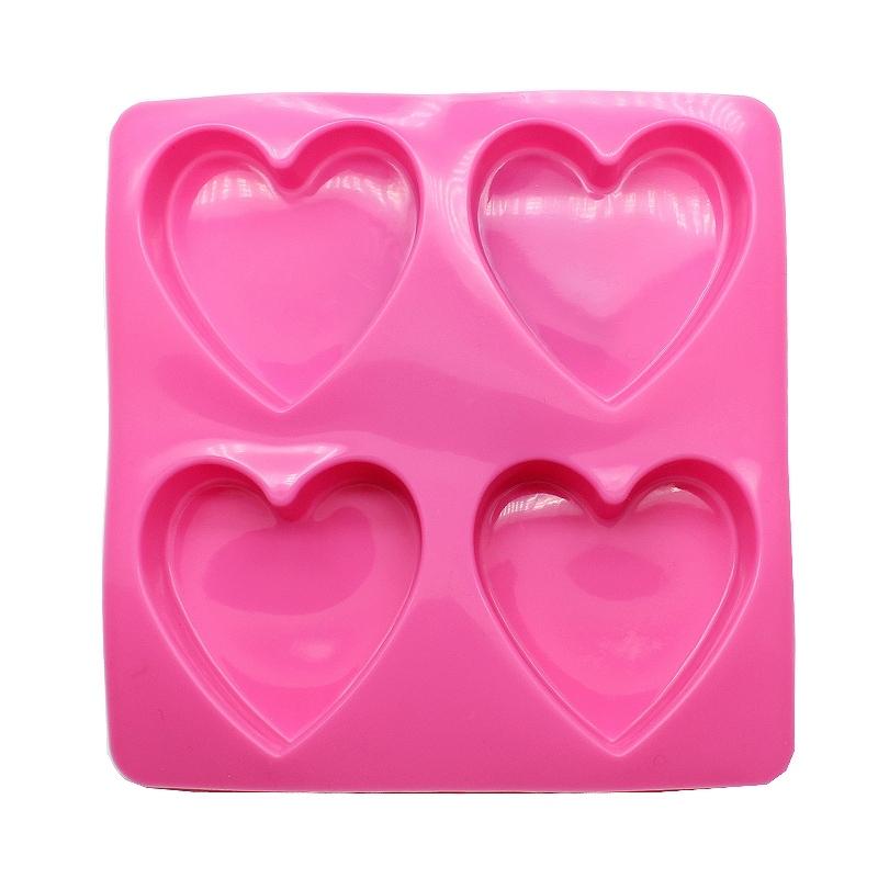 石鹸型 キャンドル型 4つのハート型シリコンモールド 1個 Ath 3052 あとりえほのか 通販 Yahoo ショッピング