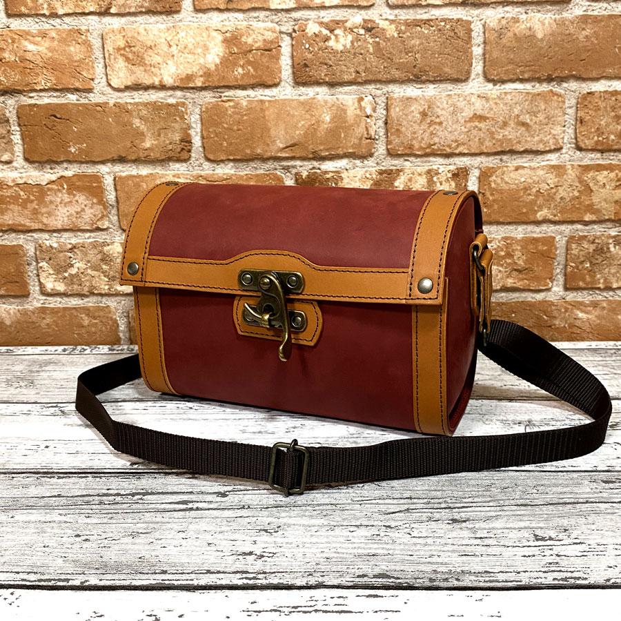 宝箱 ショルダーバッグ レザーバッグ ポシェット 牛革 レディス