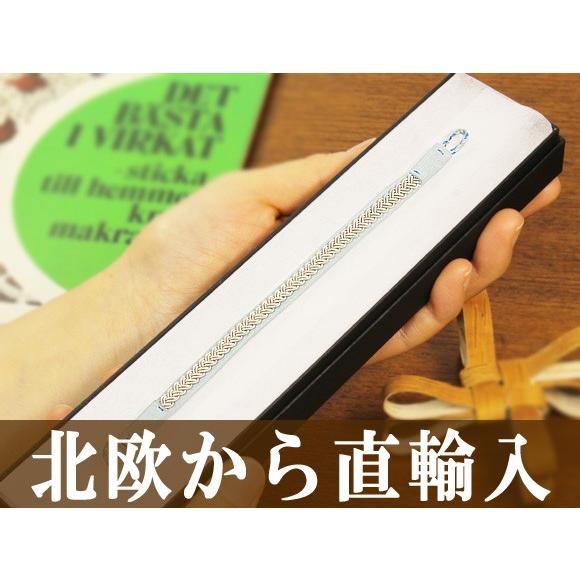 サーミブレスレット 北欧 レザークラフト トナカイ グレージュ①