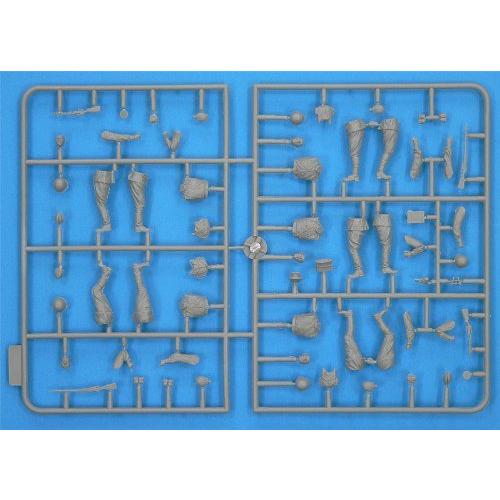 ミニアート 1/35 ジオラマベース14 都市の建物とソビエト歩兵