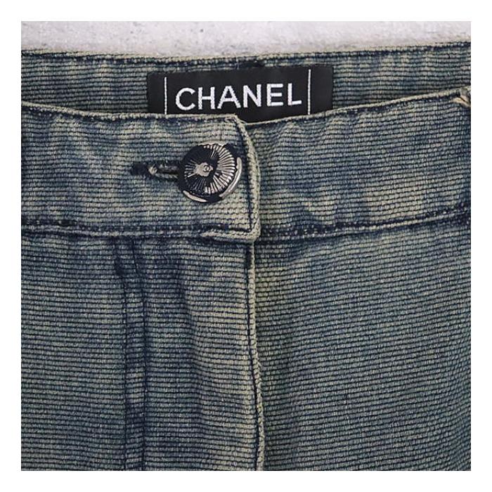 CHANEL ロゴデニムフレアパンツ CHANEL（シャネル） 【広尾店】シャネル きらきら ココマーク フレア