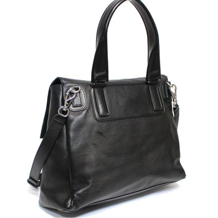 GIVENCHY　パンドラ　ハンドバッグ　4Gロゴ　サッチェル　レザー　ブラック GIVENCHY（ジバンシィ） ジバンシー パンドラ ピュア ミディアム 斜め