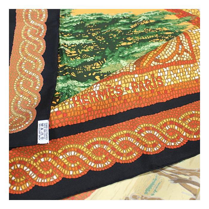 HERMES（エルメス） 美品 カレ90 大判 スカーフ 『SOUS LE CEDRE