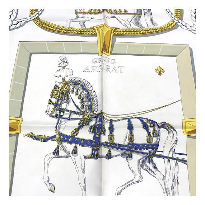 HERMES（エルメス） カレ90 大判スカーフ『GRAND APPARAT 盛装の