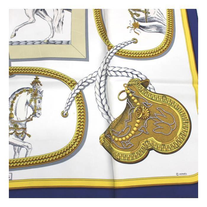 HERMES（エルメス） カレ90 大判スカーフ『GRAND APPARAT 盛装の
