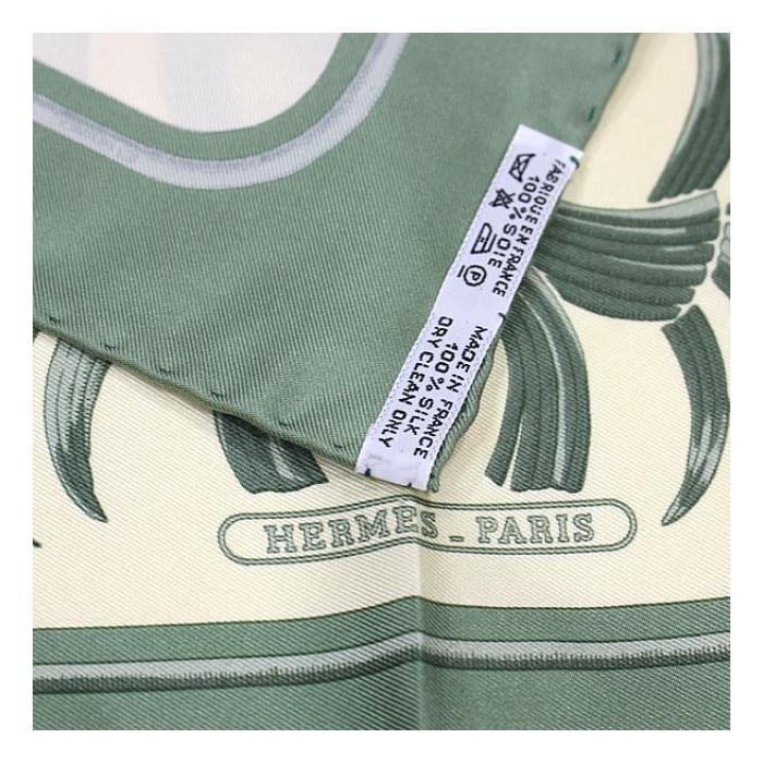 HERMES エルメス カレ45 プチカレ スカーフ『TIGRE ROYAL 王者の HERMES エルメス カレ45 プチカレ スカーフ『TIGRE ROYAL 王者の