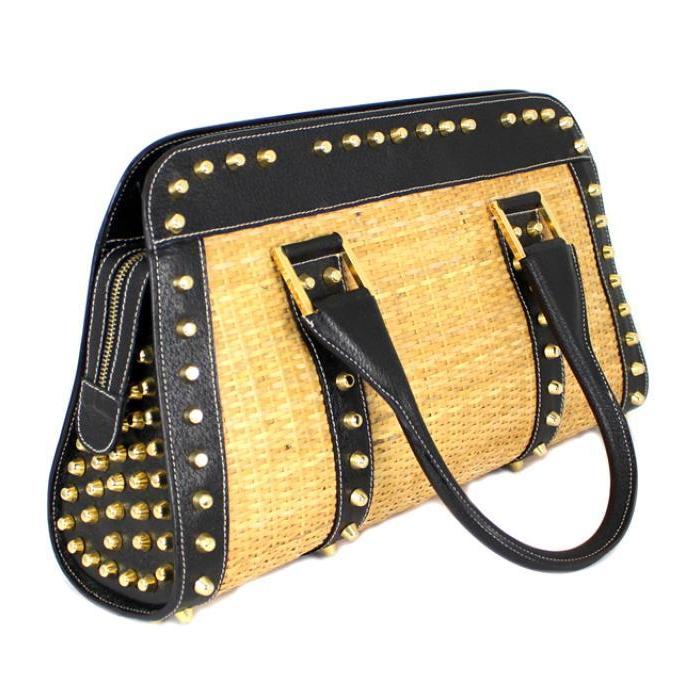 お値下げFENDI ロゴ入り ストローバッグ