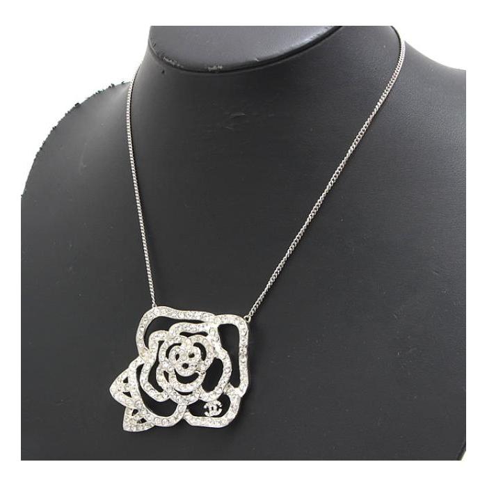 CHANEL（シャネル） SALE 美品 キラキラ カメリア ネックレス ライン