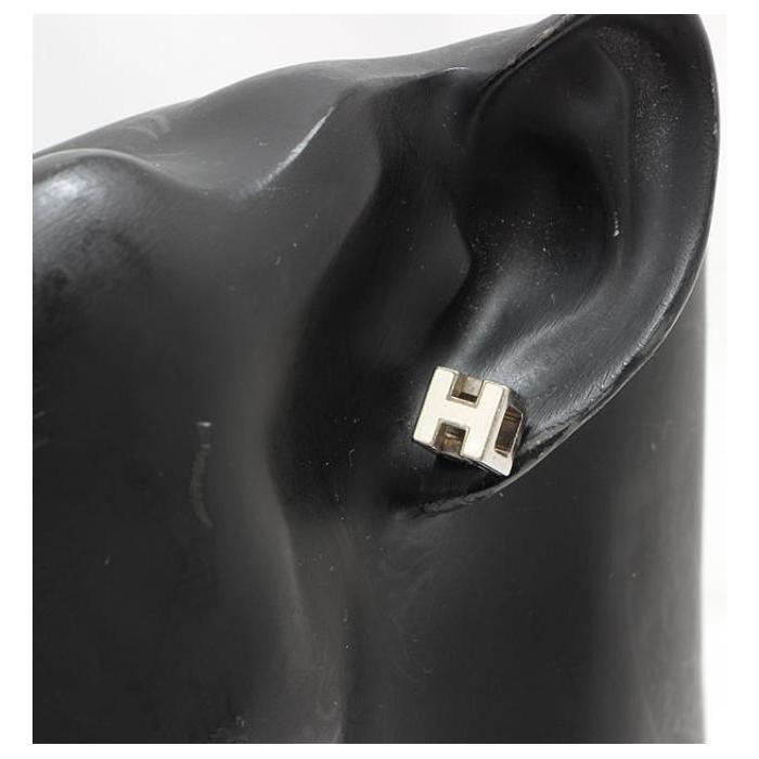 HERMES（エルメス） HERMES Hキューブピアス シルバー×ホワイト