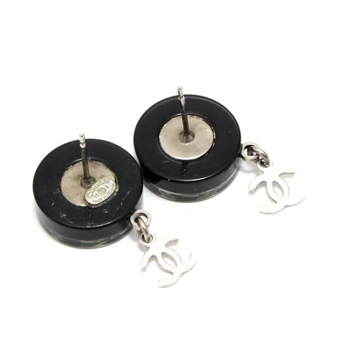 美品シャネルクリアピアス