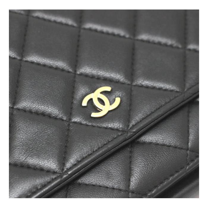 CHANEL（シャネル） マトラッセ チェーン ウォレット ラム 黒 G金具 19