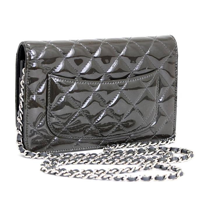 CHANEL シャネル マトラッセ チェーンウォレット SV金具 パテント 
