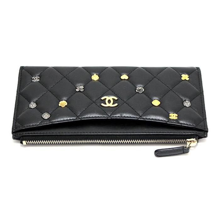 CHANEL シャネル CCロゴ マトラッセ ケース 財布 レザー 黒 シャネル