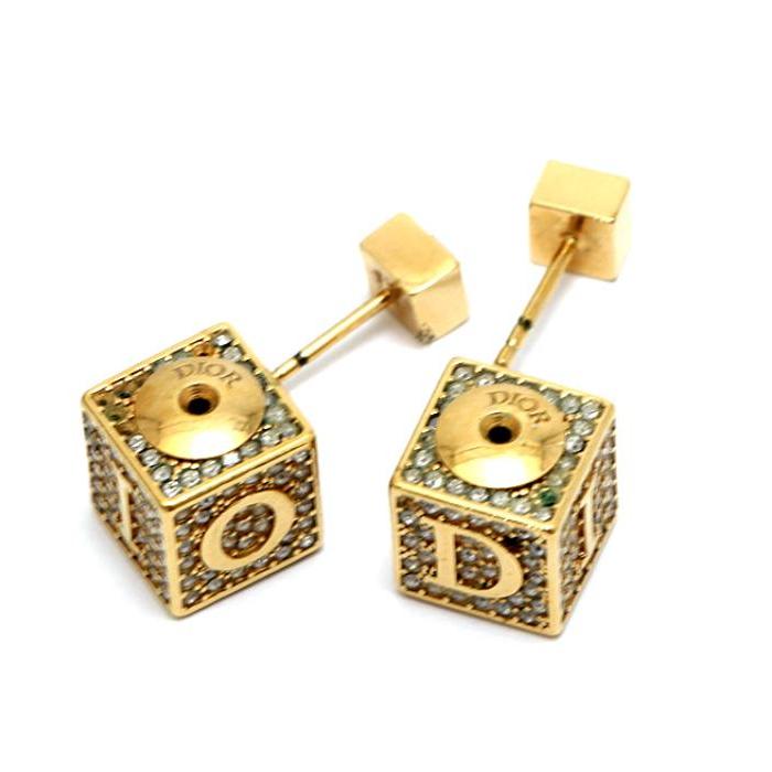 新品未使用⭐︎Dior ピアス スターモチーフ ディオール ピアス 星のおすすめ人気商品一覧 通販 - Yahoo