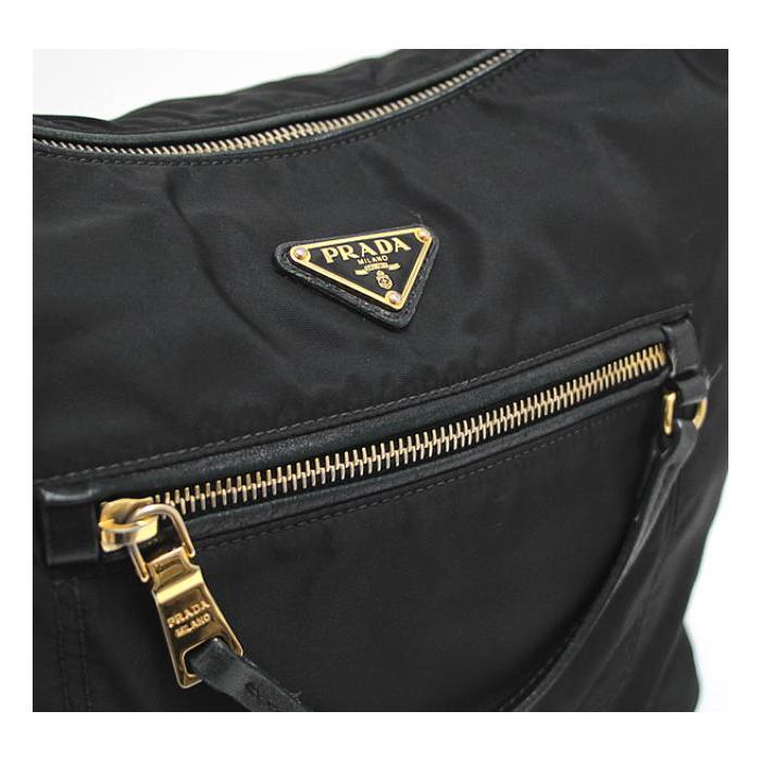 プラダ ワンショルダーバッグ ホーボー 三角ロゴプレート ブラック