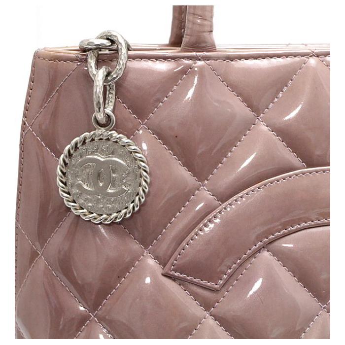 CHANEL ココマーク エナメル トートバッグ パープル」 CHANEL（シャネル） マトラッセ デカココマーク 復刻トート バッグ