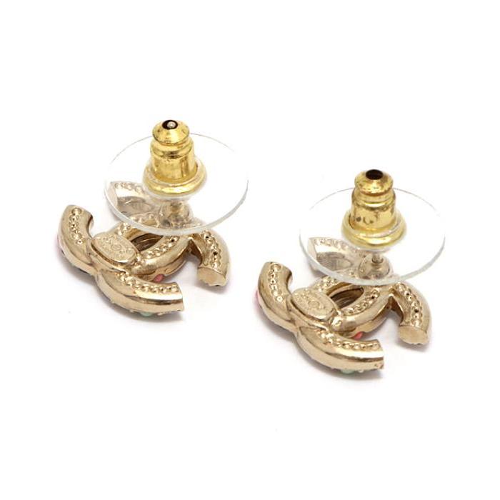 シャネル ココマーク C21C ピアス　片耳　パール　ゴールド CHANEL（シャネル） 美品 キラキラ ココマーク ピアス マルチカラー