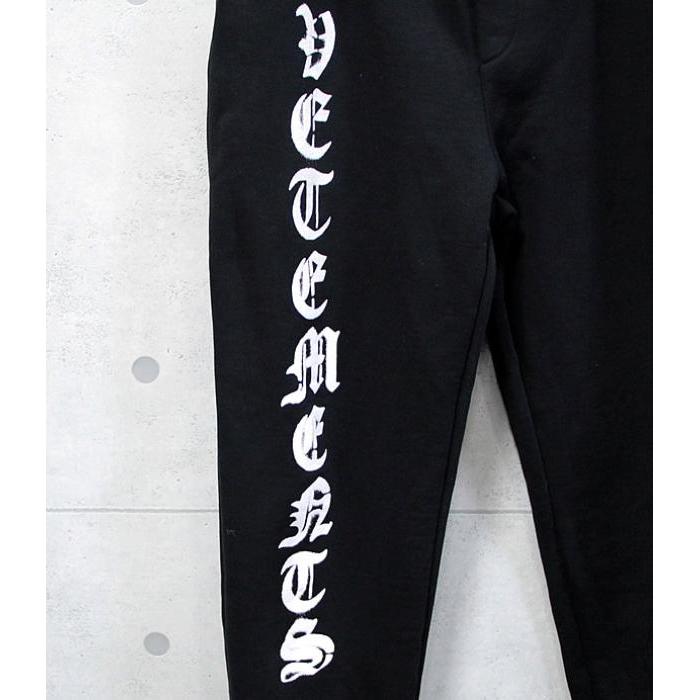 ather brand ヴェトモン VETEMENTS アナーキー ゴシックロゴ 