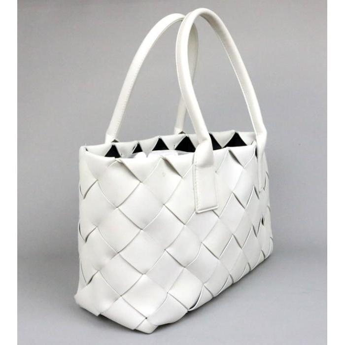 BOTTEGA VENETA（ボッテガ・ヴェネタ） 銀座店 SALE カバ イントレ