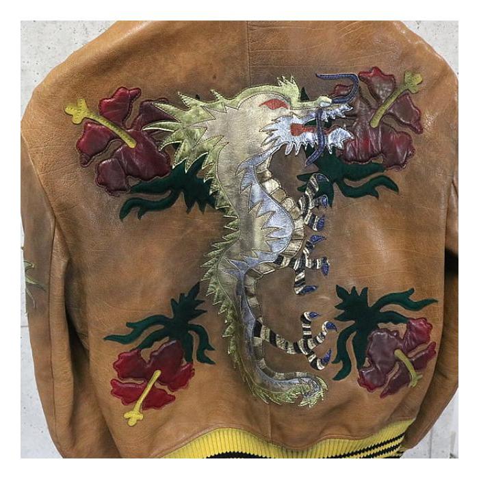 ※さおー※　　　　　　　　　　　　　　　　　【激レア 良品】グッチ GUCCI（グッチ） 銀座店 タイガードラゴン ヴィンテージ加工 レザー