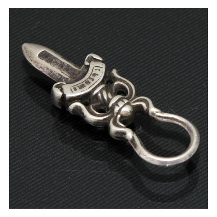 CHROME HEARTS 銀座店 クロムハーツ #5 ダガーチャーム パーツ CHROME HEARTS 銀座店 クロムハーツ #5 ダガーチャーム パーツ