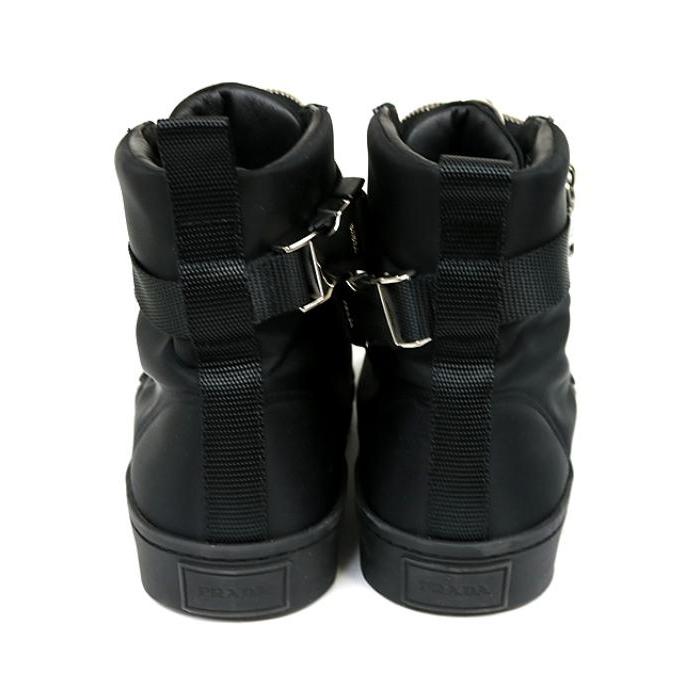 PRADA（プラダ） 銀座店 RE-NYLON ポーチ付き ハイカット スニーカー