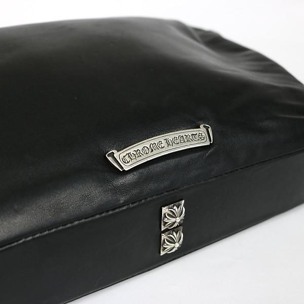 CHROME HEARTS 銀座店 クロムハーツ ピラミッドスタッズ クラッチ