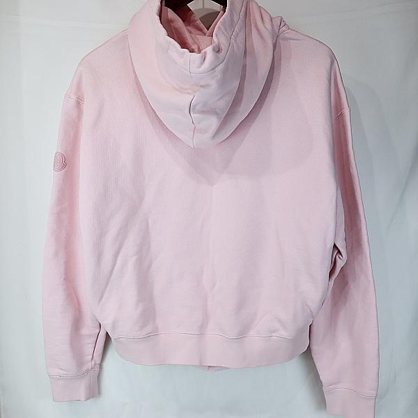 ぷー　Moncler ピンク フード付きパーカー　トップス MONCLER 2023/24秋冬新作 レタリングロゴプリント入り パーカー