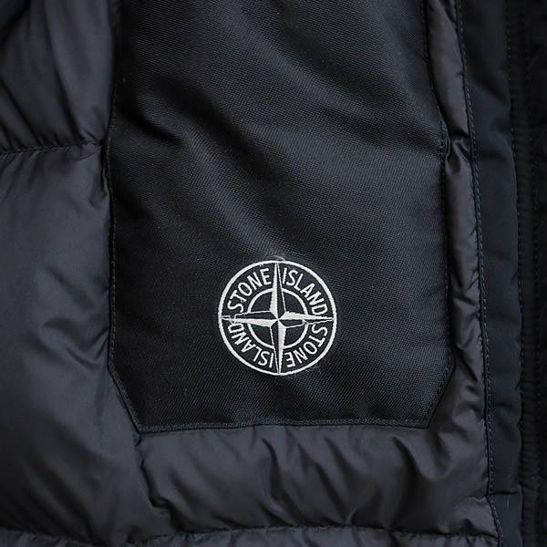 【広尾店】美品 ストーンアイランド STONE  ダウンジャケット フード付き 黒 ナイロン size:XXL 【15391】 広尾店】美品 ストーンアイランド STONE ISLAND ダウンジャケット