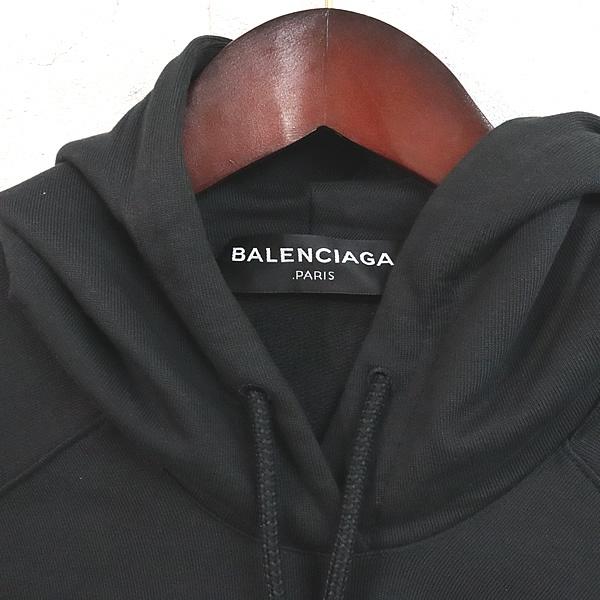 広尾店】美品 バレンシアガ BALENCIAGA クロップド パーカー メンズ 黒