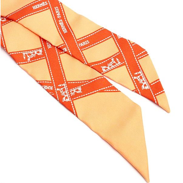 広尾店】美品 エルメス HERMES ツイリー ボリュデュック柄 スカーフ