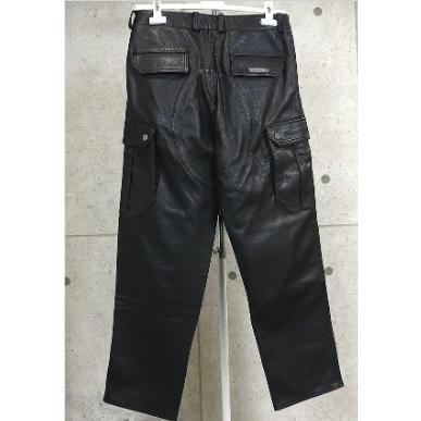 【世界最安】 CHROME HEARTS 新宿店 クロムハーツ SALE 新品 DEVIL DOG レザーカーゴパンツ メンズ シルバー SV925 30インチ 黒 30496 |  | 01